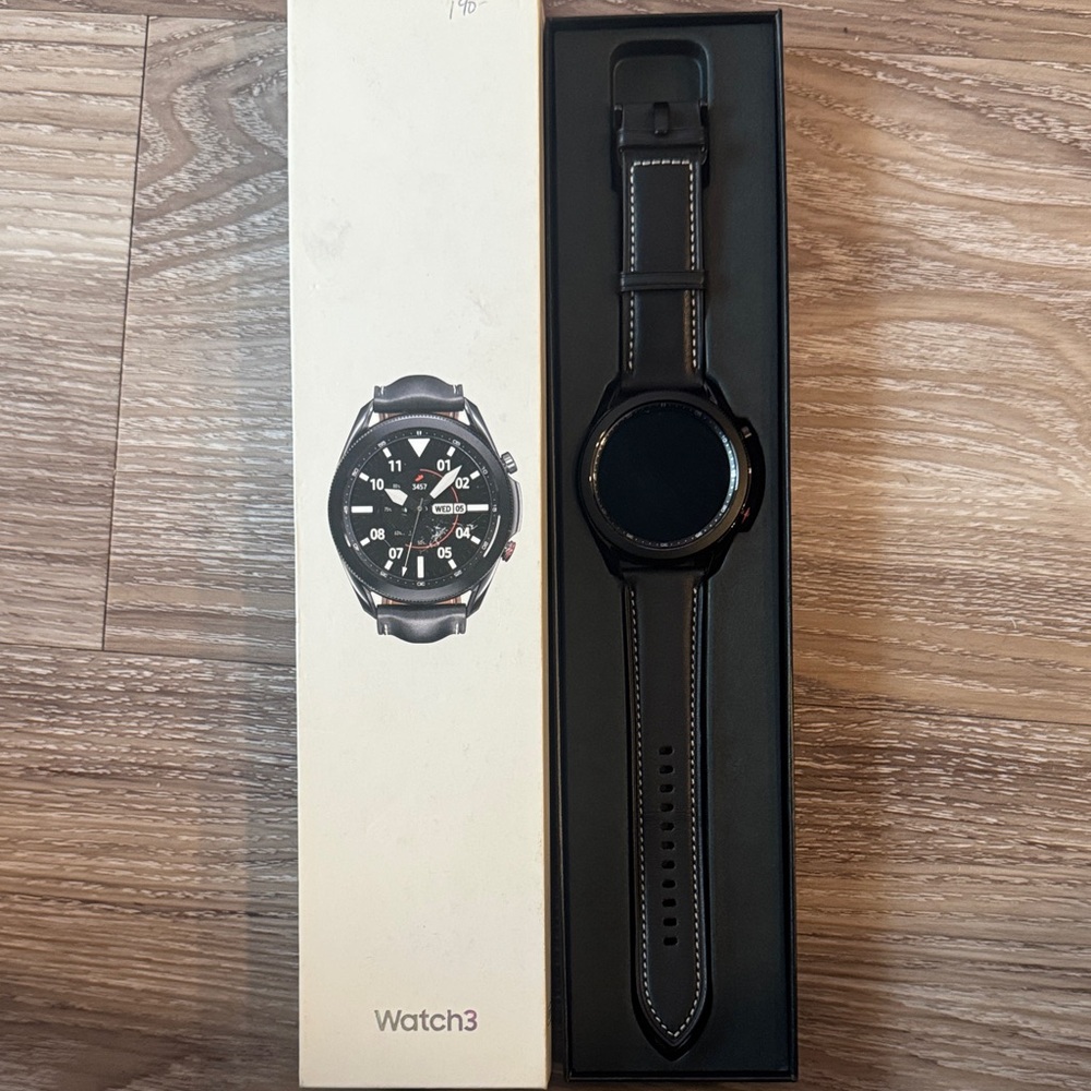 Samsung Black Leather Strap Smartwatch - Picture 4 of 5